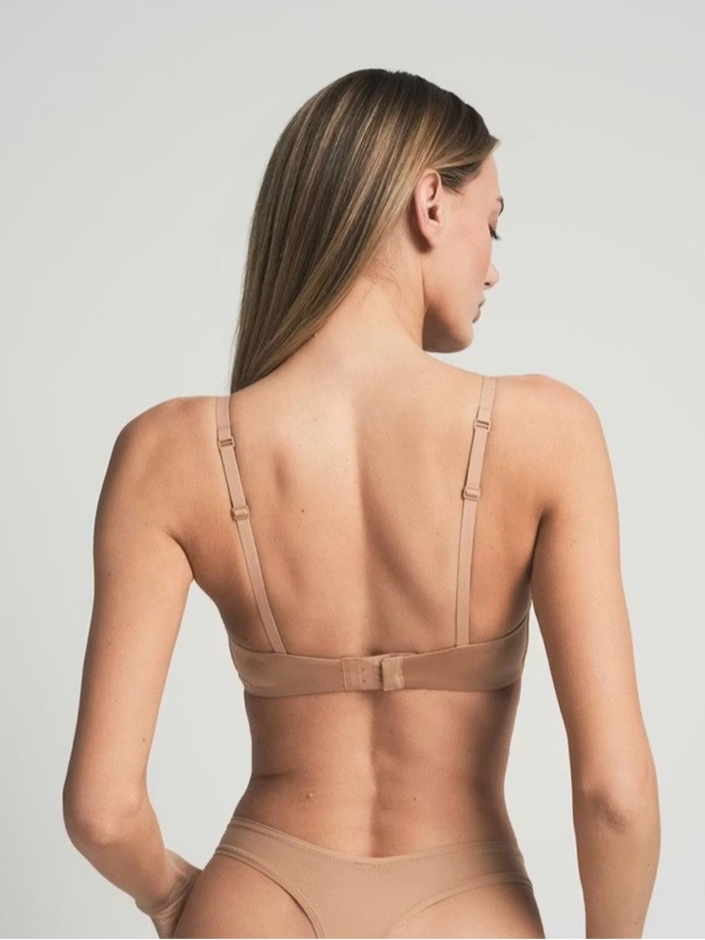 SKIMS Wireless Form Clay T-Shirt Bra Size 32DD - Picture 2 of 14